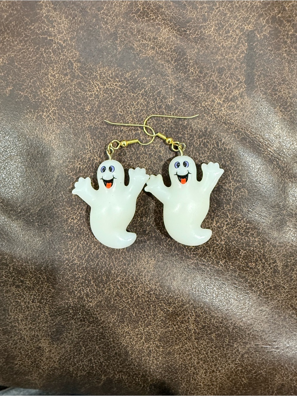 โ80s Vintage Halloween dangle earrings